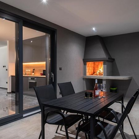 Green Luxury II With Heated Pool, Jacuzzi & Sauna Ruzici  외부 사진